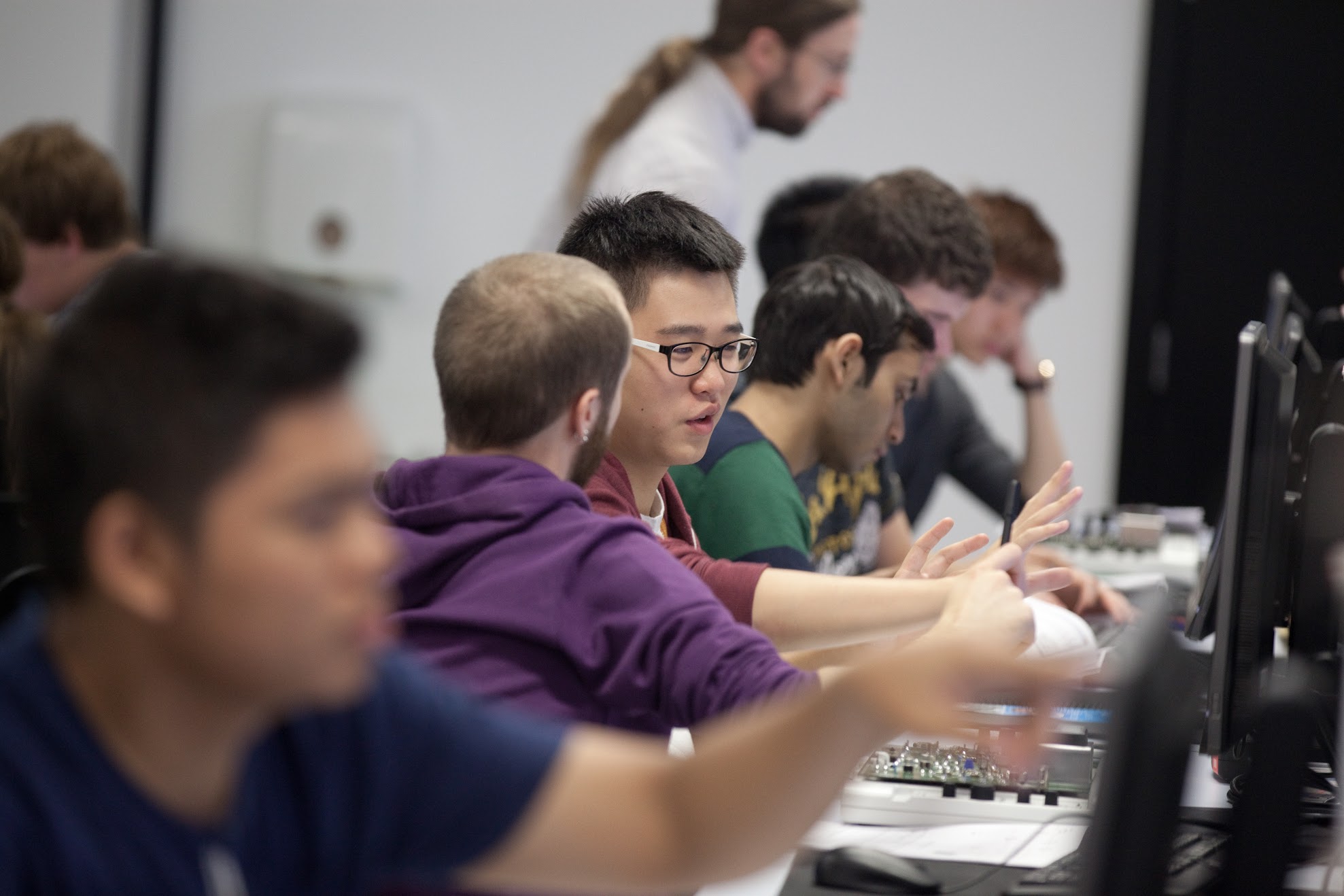 Students working in the Electronics and Control lab in the Diamond